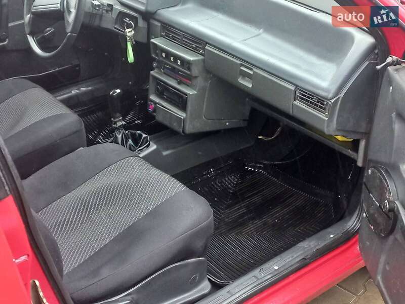 Хетчбек ВАЗ / Lada 2109 1989 в Дніпрі фото 6 Хетчбек ВАЗ / Lada 2109 1989 в Дніпрі