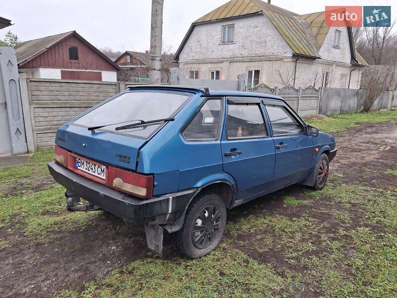 Хэтчбек ВАЗ / Lada 2109 1999 в Конотопе
