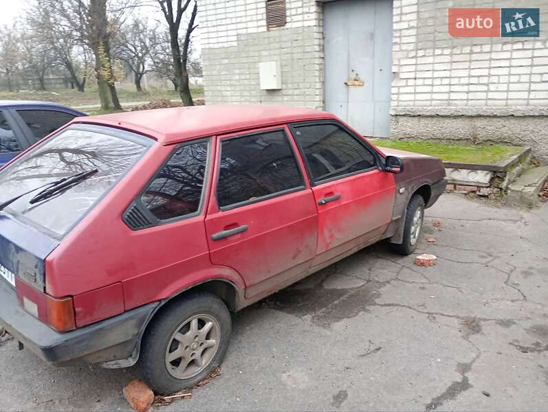 Хэтчбек ВАЗ / Lada 2109 1990 в Кременчуге