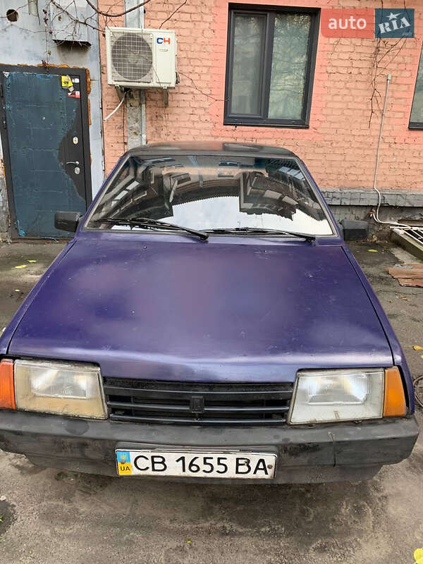 Хэтчбек ВАЗ / Lada 2109 2000 в Киеве