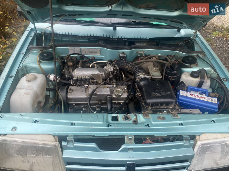 Хэтчбек ВАЗ / Lada 2109 1997 в Бучаче фото 5 Хэтчбек ВАЗ / Lada 2109 1997 в Бучаче