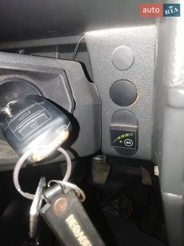 Хетчбек ВАЗ / Lada 2109 2005 в Сквирі