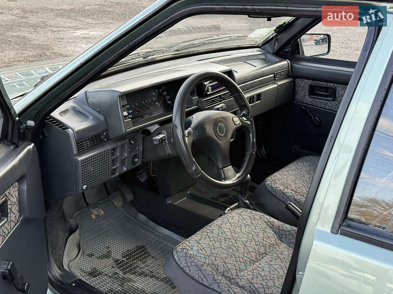 Хэтчбек ВАЗ / Lada 2109 2006 в Днепре