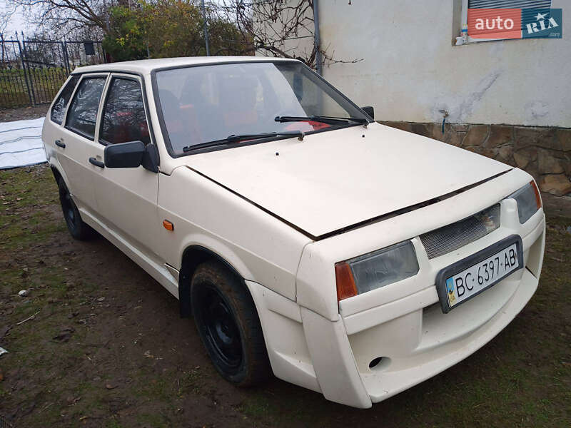 ВАЗ / Lada 2109 1987 ВАЗ / Lada 2109 1987