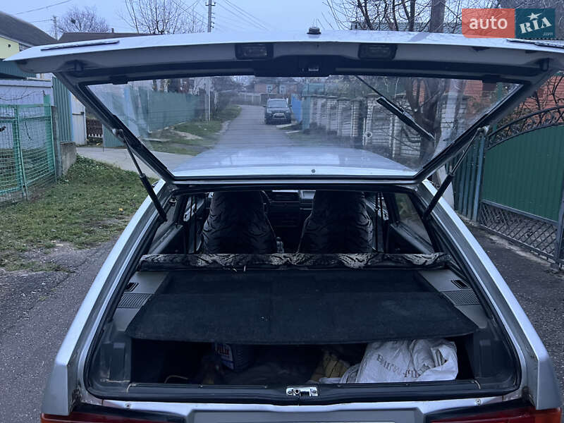 Хетчбек ВАЗ / Lada 2109 2003 в Каневі