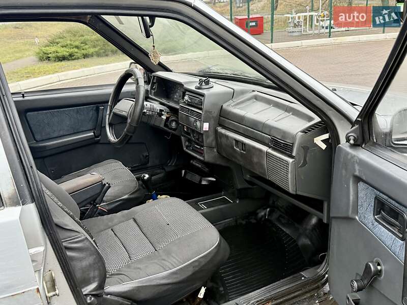 Хэтчбек ВАЗ / Lada 2109 2001 в Киеве