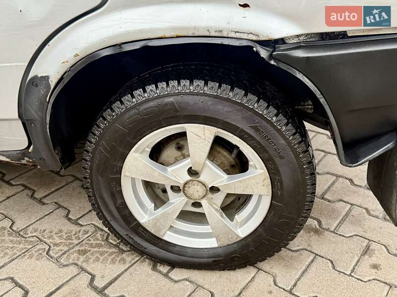 Хэтчбек ВАЗ / Lada 2109 2001 в Киеве