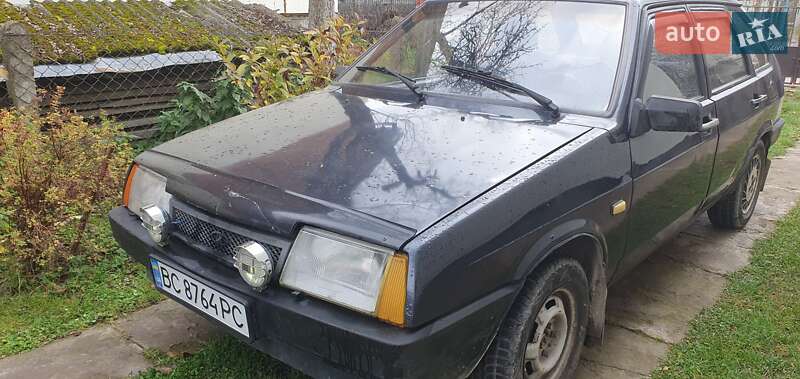 Хетчбек ВАЗ / Lada 2109 2003 в Миколаєві