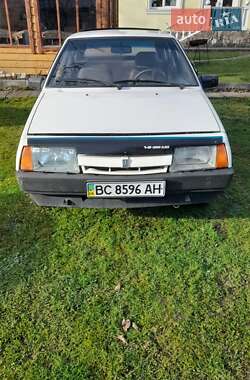 Хэтчбек ВАЗ 2109 1992 в Сколе
