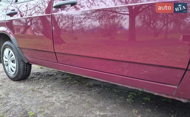 Хэтчбек ВАЗ / Lada 2109 2005 в Харькове