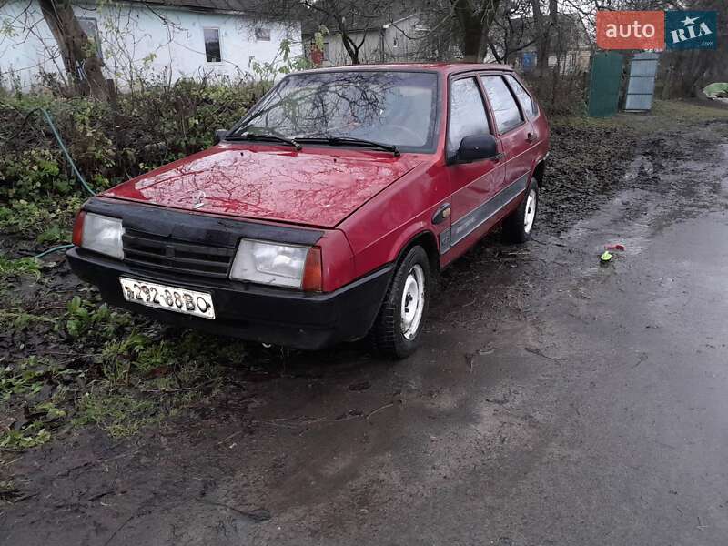 Хетчбек ВАЗ / Lada 2109 1990 в Рівному
