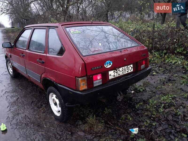 Хетчбек ВАЗ / Lada 2109 1990 в Рівному