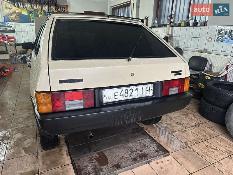 ВАЗ / Lada 2109 1989 ВАЗ / Lada 2109 1989