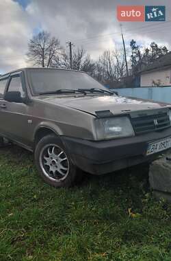 Хэтчбек ВАЗ 2109 2001 в Крыжополе
