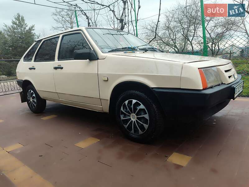 ВАЗ / Lada 2109 1993 ВАЗ / Lada 2109 1993