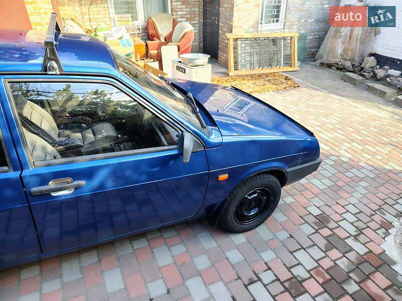 Хэтчбек ВАЗ / Lada 2109 2005 в Запорожье