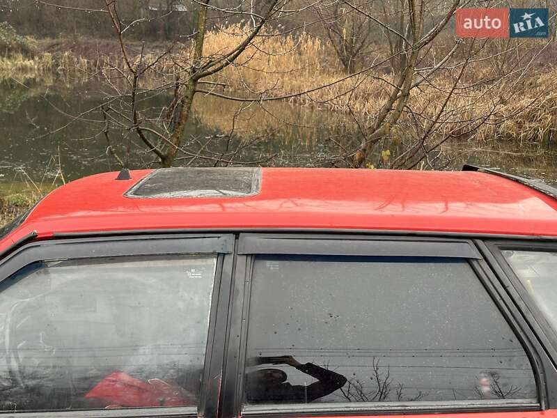 Хэтчбек ВАЗ / Lada 2109 1992 в Черновцах