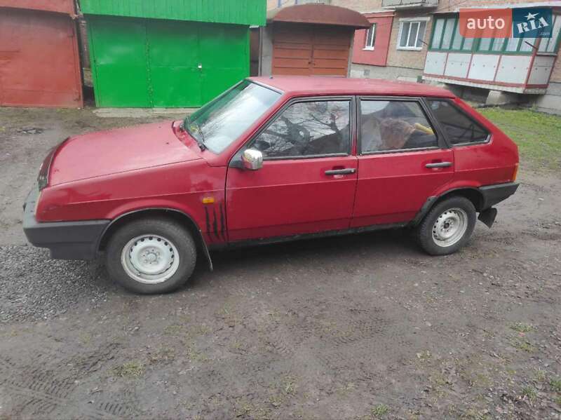 Хэтчбек ВАЗ / Lada 2109 1992 в Гребенке