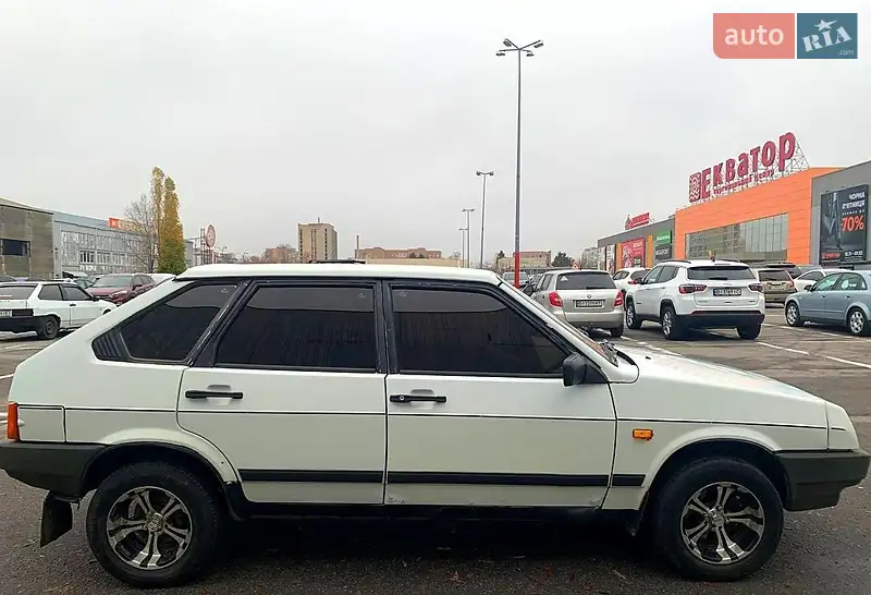 ВАЗ / Lada 2109