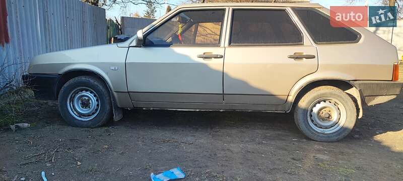 Хэтчбек ВАЗ / Lada 2109 1990 в Днепре фото 7 Хэтчбек ВАЗ / Lada 2109 1990 в Днепре