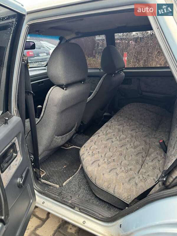 Хетчбек ВАЗ / Lada 2109 2004 в Звягелі