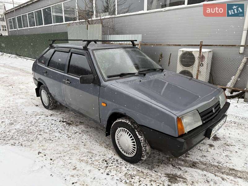 Хэтчбек ВАЗ / Lada 2109 2010 в Хмельницком
