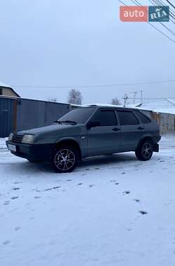 Хетчбек ВАЗ / Lada 2109 2004 в Харкові