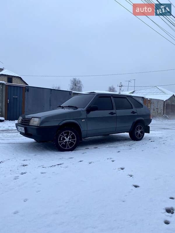 Хетчбек ВАЗ / Lada 2109 2004 в Харкові