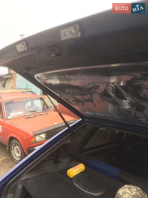 Хэтчбек ВАЗ / Lada 2109 2003 в Тернополе