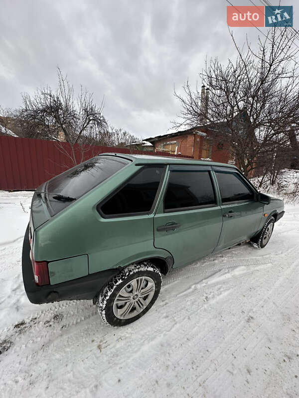 Хэтчбек ВАЗ / Lada 2109 2008 в Славянске