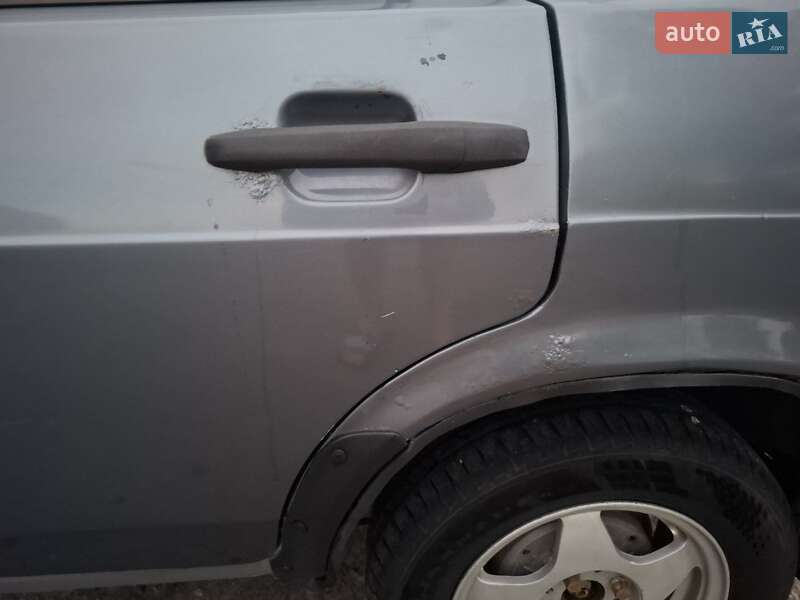 Хэтчбек ВАЗ / Lada 2109 2005 в Запорожье