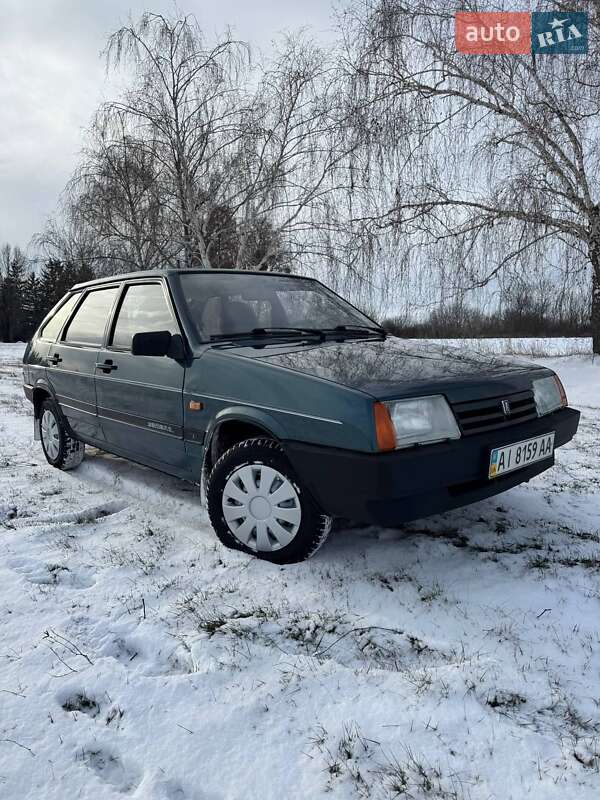 Хэтчбек ВАЗ / Lada 2109 2004 в Белой Церкви