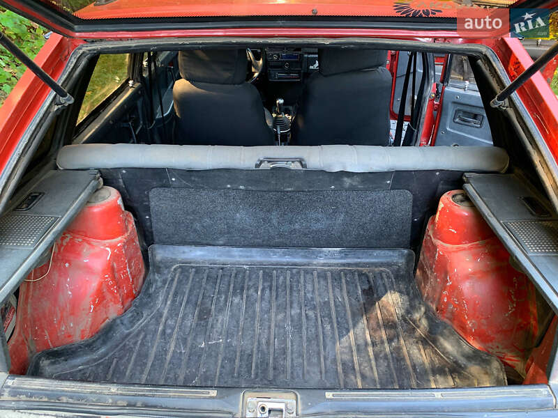 Хэтчбек ВАЗ / Lada 2109 1997 в Белзе