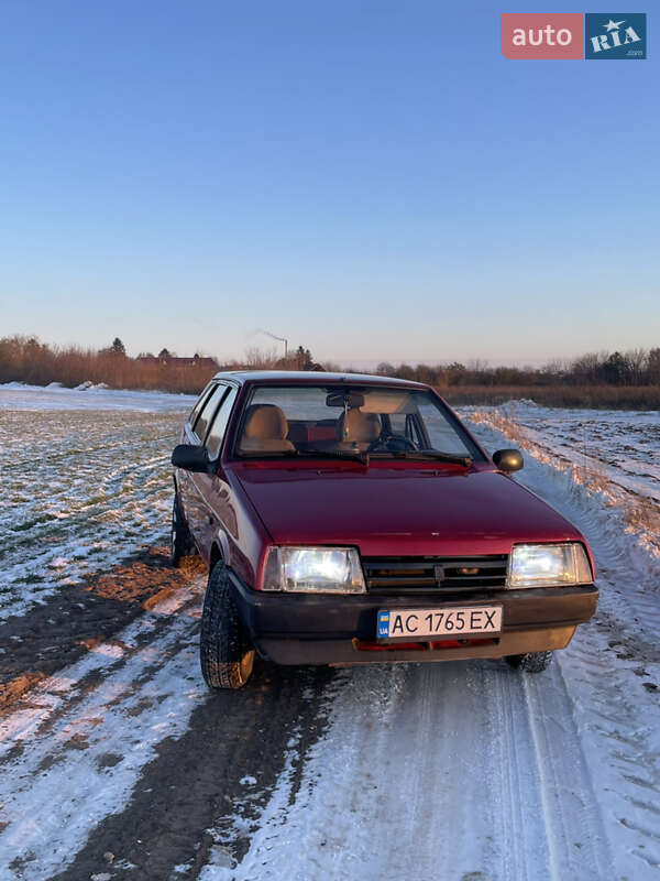 Хэтчбек ВАЗ / Lada 2109 2004 в Луцке фото Хэтчбек ВАЗ / Lada 2109 2004 в Луцке
