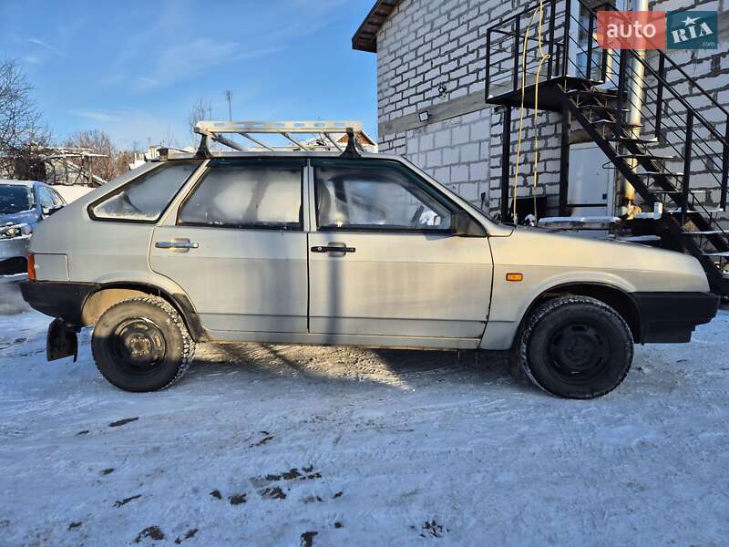 Хэтчбек ВАЗ / Lada 2109 2007 в Сумах фото 5 Хэтчбек ВАЗ / Lada 2109 2007 в Сумах