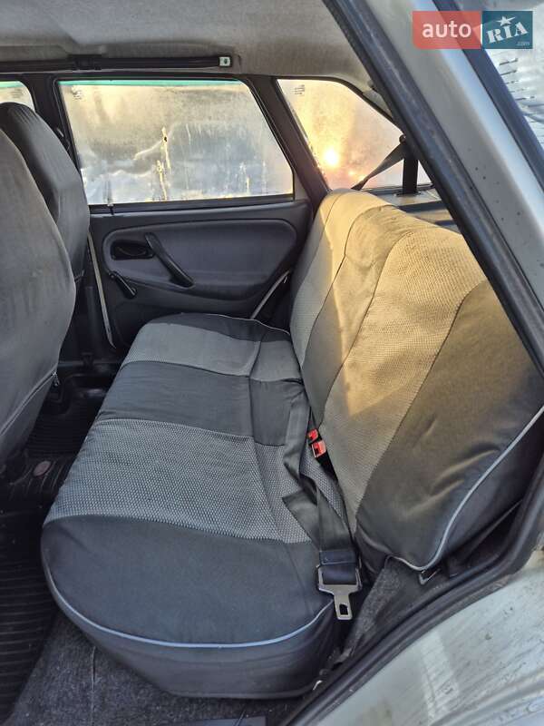 Хэтчбек ВАЗ / Lada 2109 2007 в Сумах фото 15 Хэтчбек ВАЗ / Lada 2109 2007 в Сумах