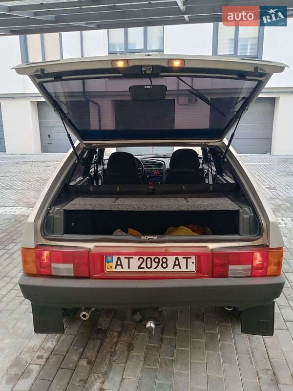 Хетчбек ВАЗ / Lada 2109 2008 в Івано-Франківську