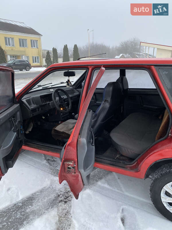 Хэтчбек ВАЗ / Lada 2109 1989 в Калиновке