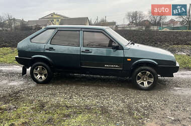 Хэтчбек ВАЗ 2109 2004 в Карловке