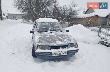 Хетчбек ВАЗ 2109 1993 в Буську