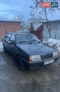 Хэтчбек ВАЗ 2109 2003 в Надворной