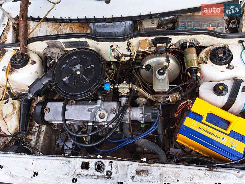 Хэтчбек ВАЗ / Lada 2109 1993 в Сокале