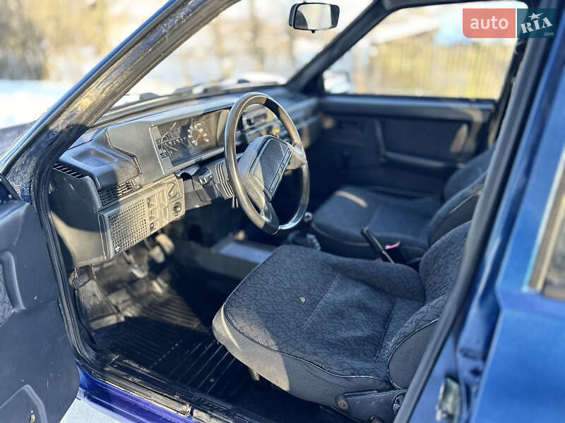 Хэтчбек ВАЗ / Lada 2109 2006 в Мирополе