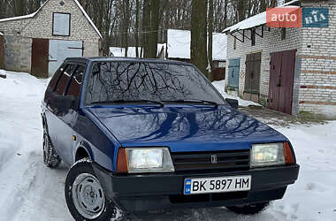 Хэтчбек ВАЗ 2109 2006 в Мирополе