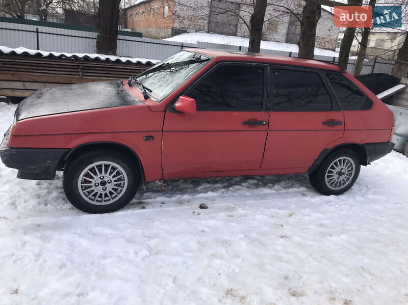 Хэтчбек ВАЗ / Lada 2109 1992 в Черновцах