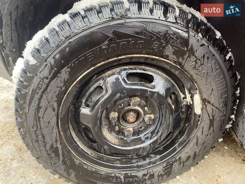 Хэтчбек ВАЗ / Lada 2109 1992 в Тернополе фото 6 Хэтчбек ВАЗ / Lada 2109 1992 в Тернополе