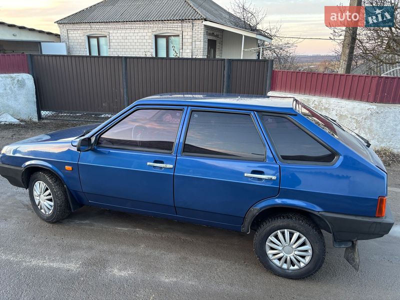 Хэтчбек ВАЗ / Lada 2109 2006 в Крыжополе