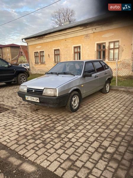 Хэтчбек ВАЗ / Lada 2109 2002 в Кутах