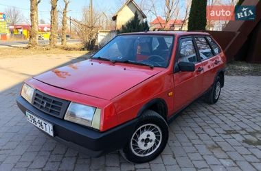 Хэтчбек ВАЗ 2109 1990 в Надворной