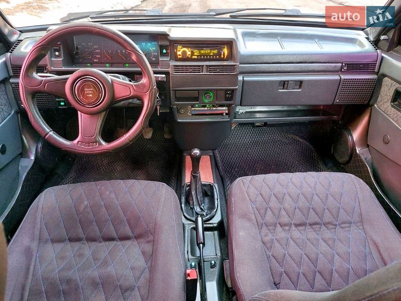 Хетчбек ВАЗ / Lada 2109 2005 в Тростянці